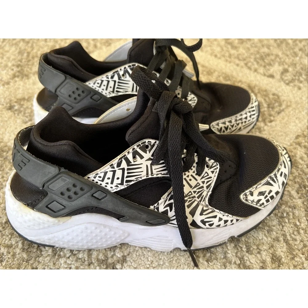 Nike Boys Air Huarache Run Ultra Black Running Shoes Sneakers 5Y